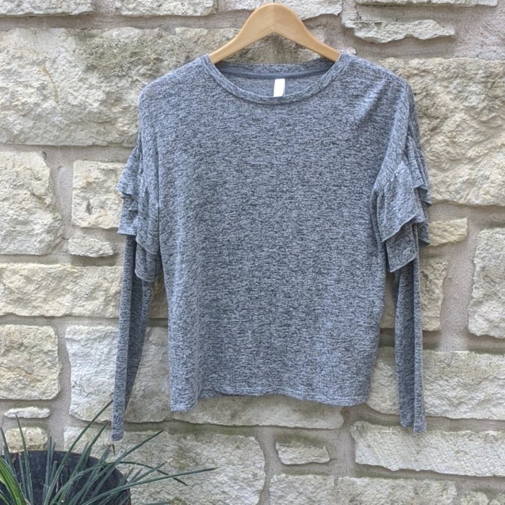 Xhilaration ruffle long sleeve sweater